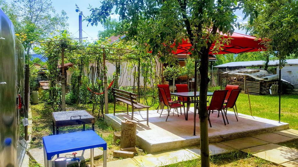 Vila Alex Hotel Calimanesti Exterior photo